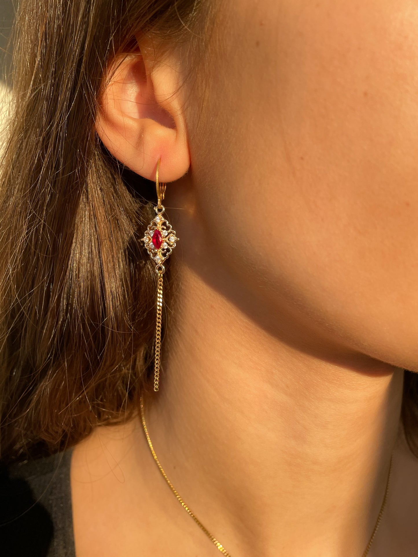 Athena earrings red