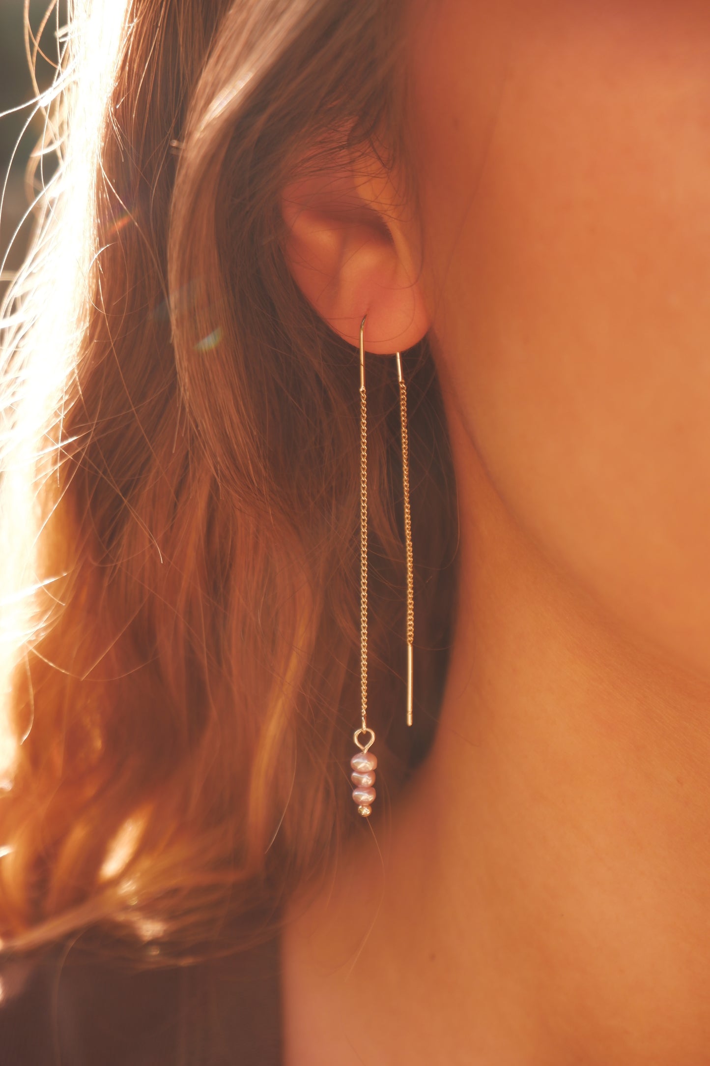 Leila earrings lilac button pearls