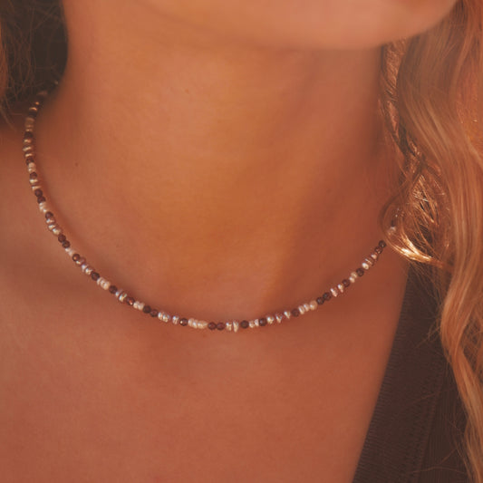 Garnet and pearl necklace