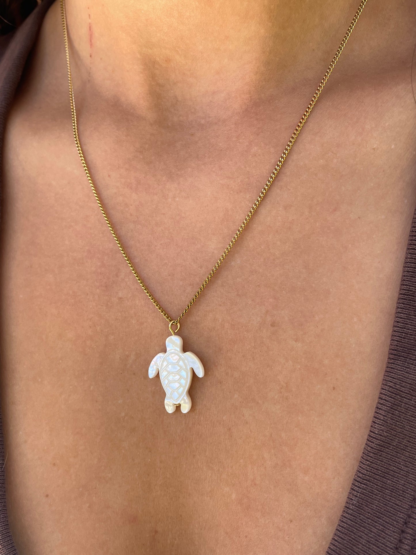 Natural shell turtle necklace