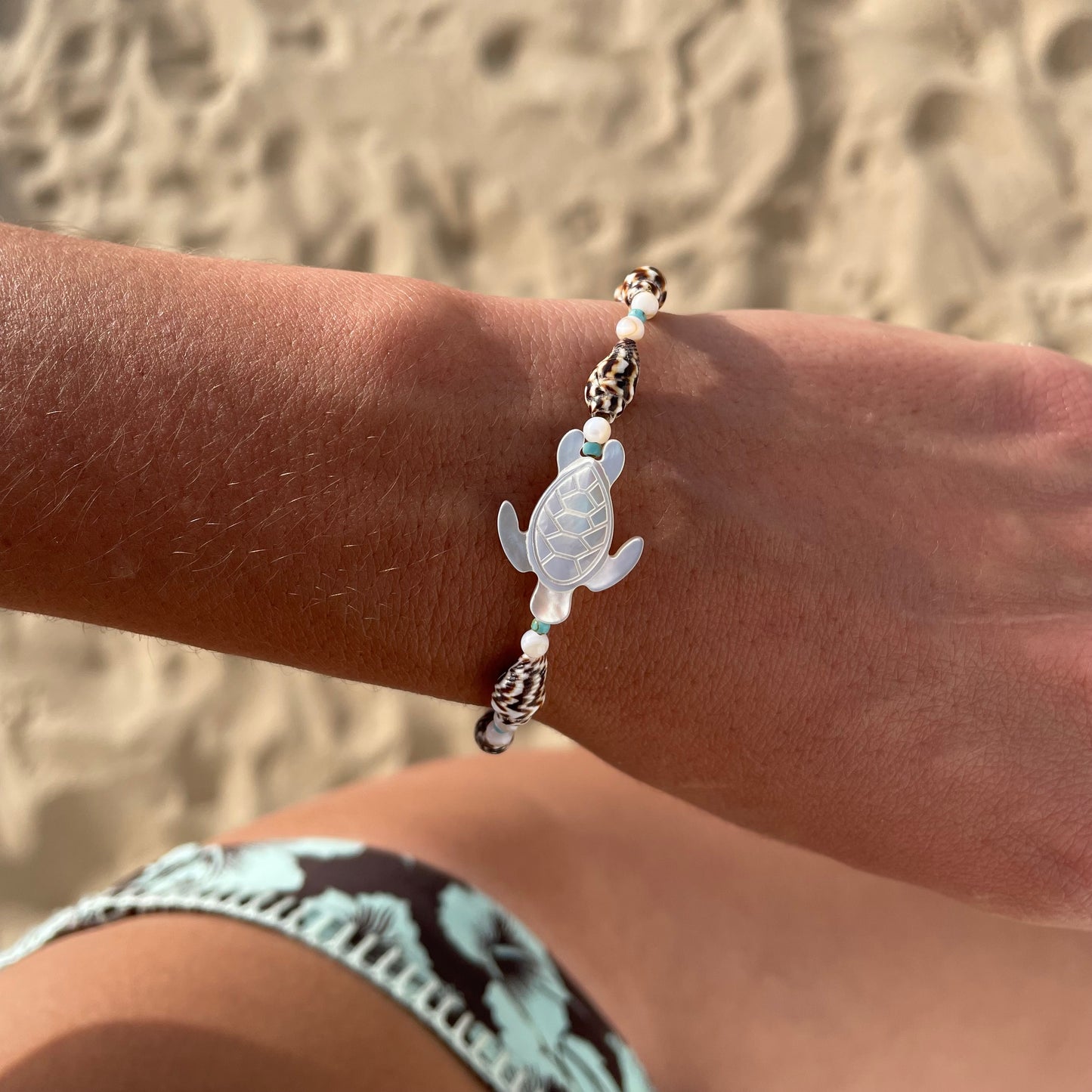 Ocean bracelet with turtle