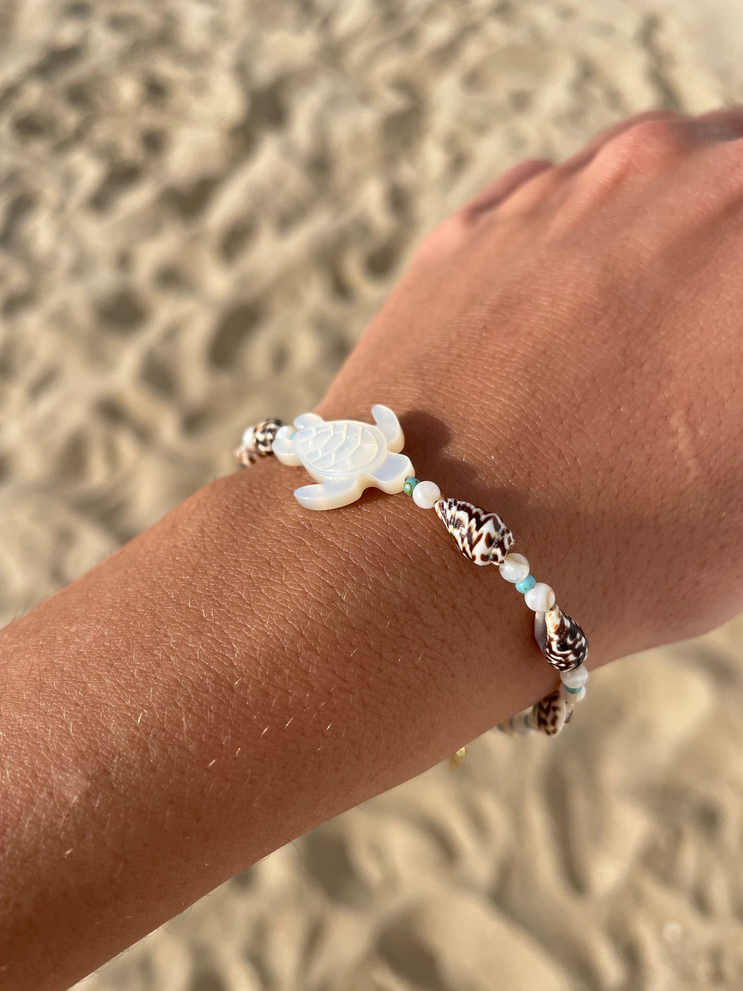 Ocean bracelet with turtle