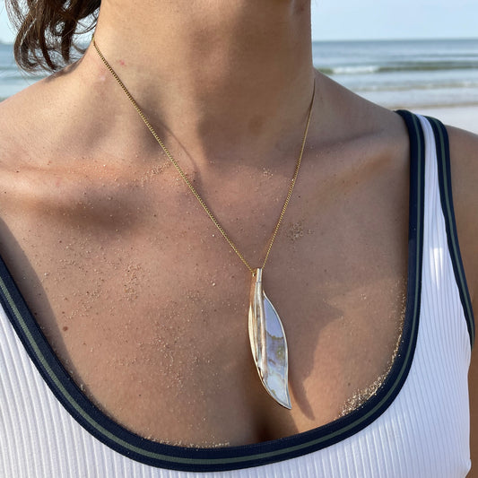 Feather shell necklace