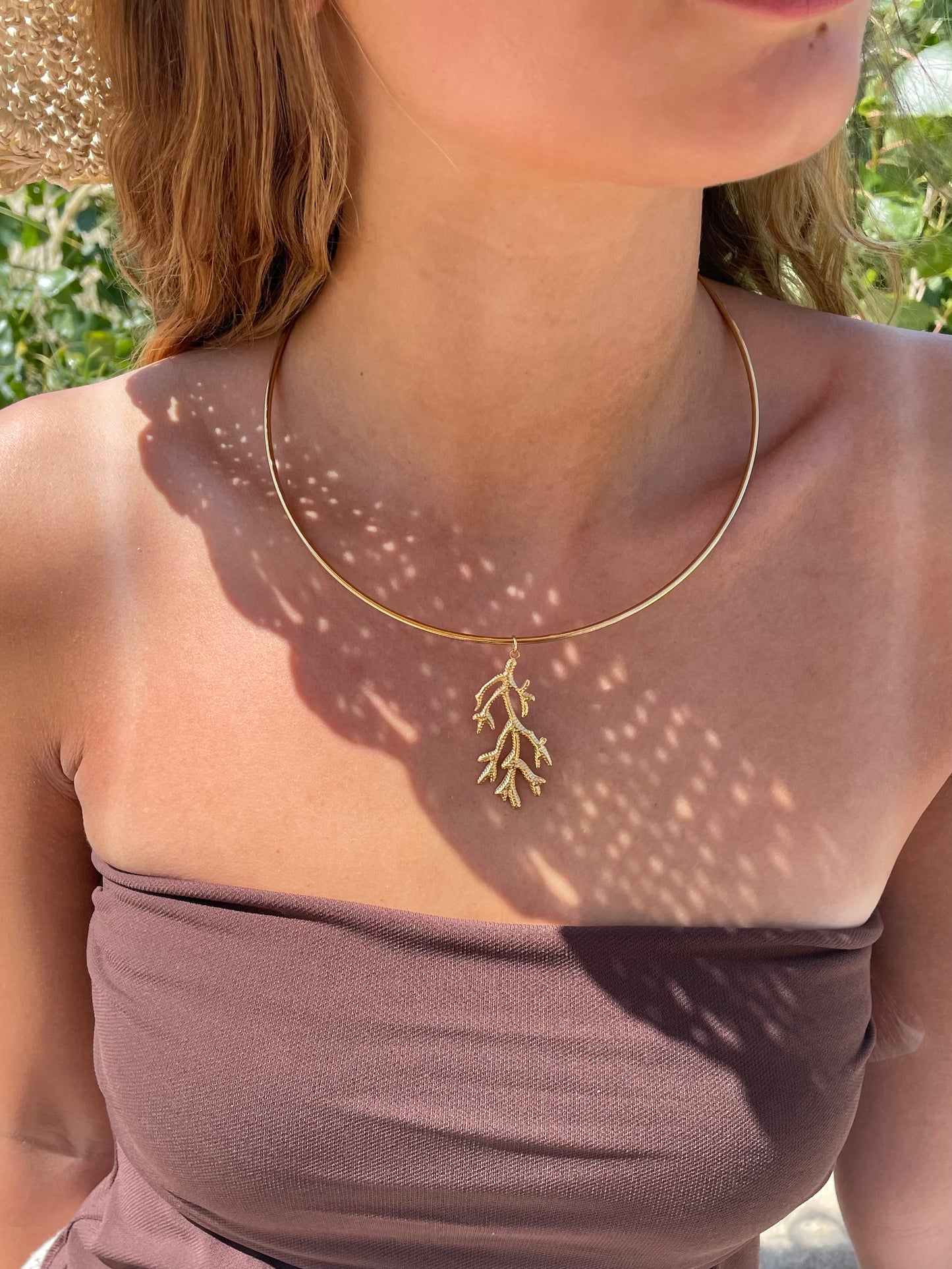 Coral round necklace