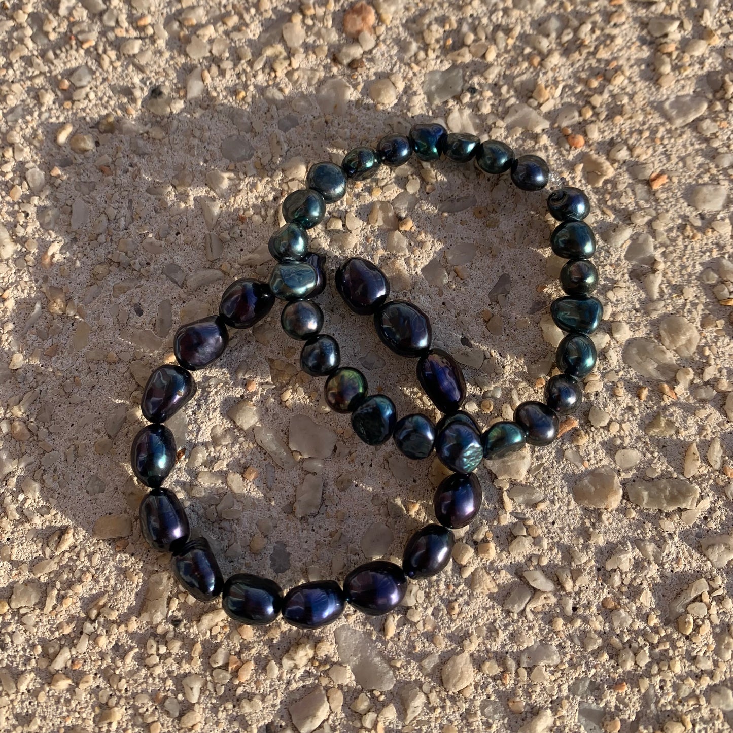 Dark pearl bracelets